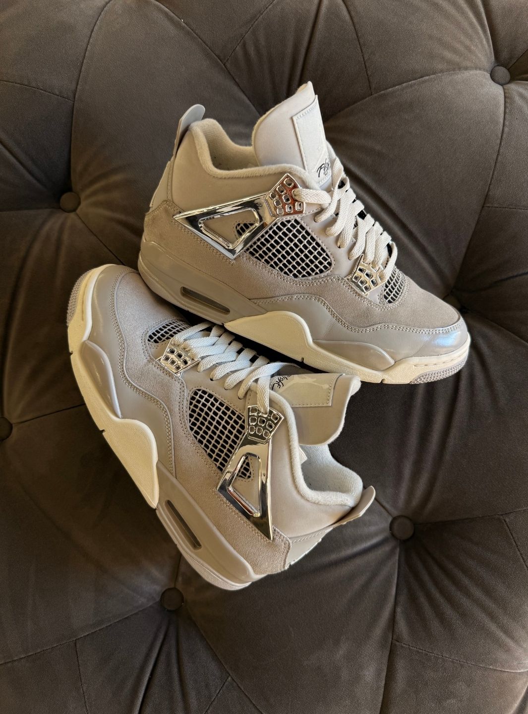 Air Jordan 4 Retro Frozen Moments - Sneakers Usate | ResellZone