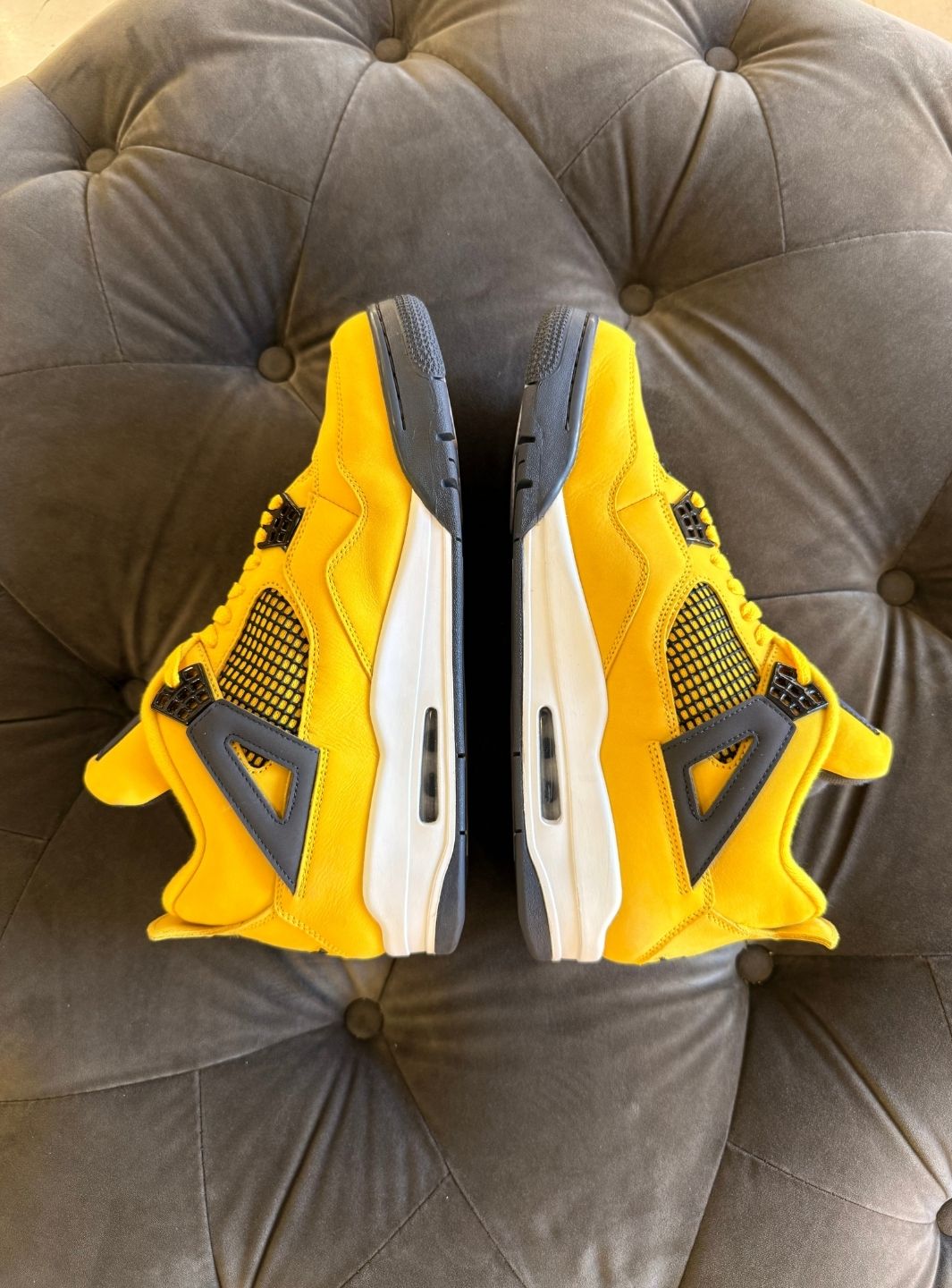 Air Jordan 4 Retro Lightning (2021) - Sneakers Usate | ResellZone