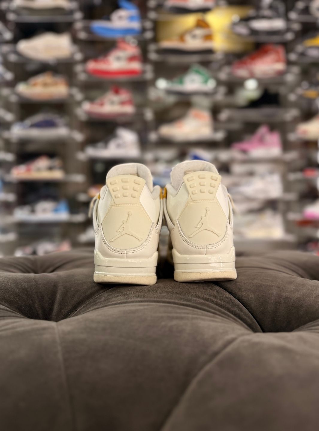 Air Jordan 4 Retro Metallic Gold - Sneakers Usate | ResellZone