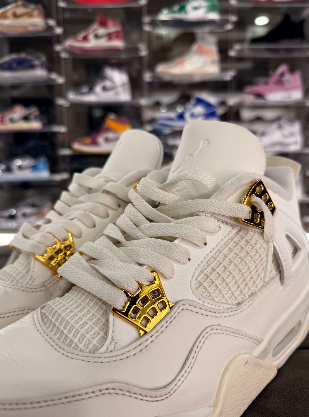 Air Jordan 4 Retro Metallic Gold - Sneakers Usate | ResellZone