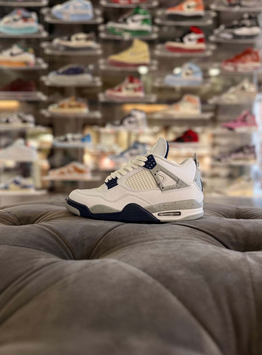 Air Jordan 4 Retro Midnight Navy - Sneakers Usate | ResellZone