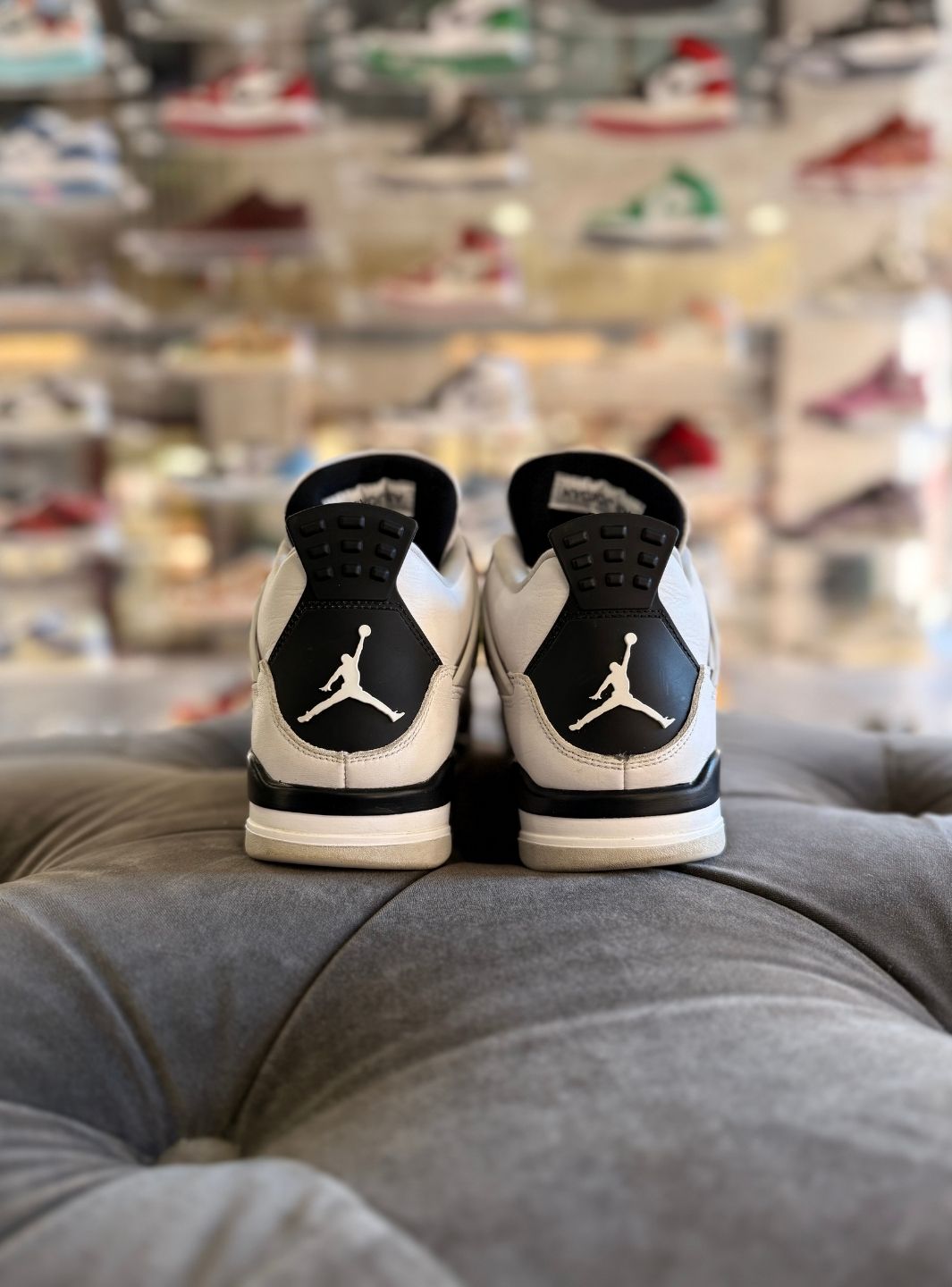 Air Jordan 4 Retro Military Black - Sneakers Usate | ResellZone