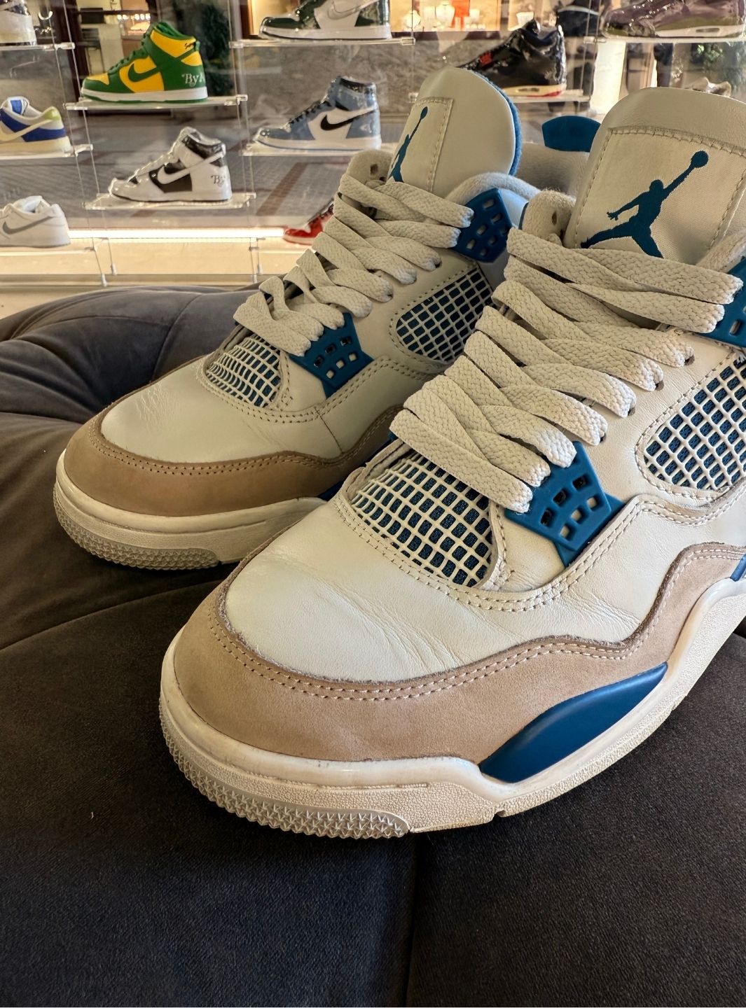 Air Jordan 4 Retro Military Blue (2024) - Sneakers Usate | ResellZone