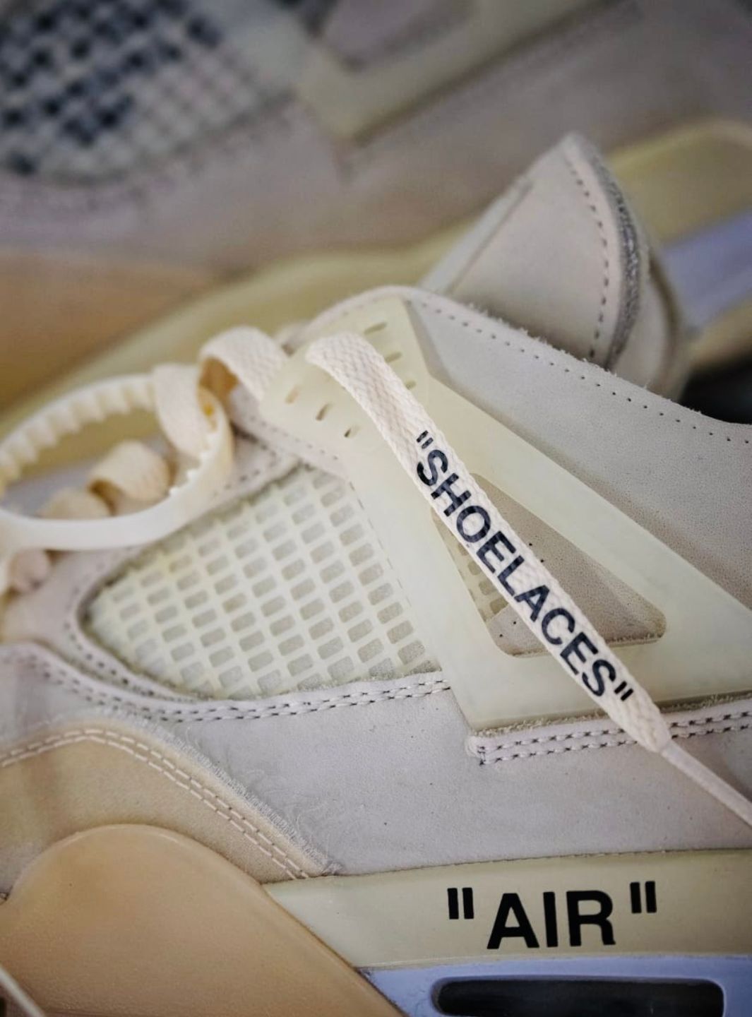 Air Jordan 4 Retro Off-White Sail - CV9388-100 | ResellZone