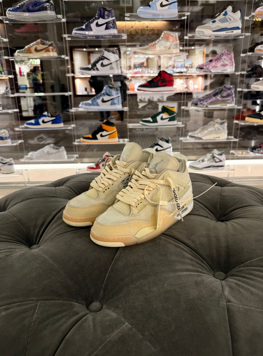 Air Jordan 4 Retro Off-White Sail - Sneakers Usate | ResellZone