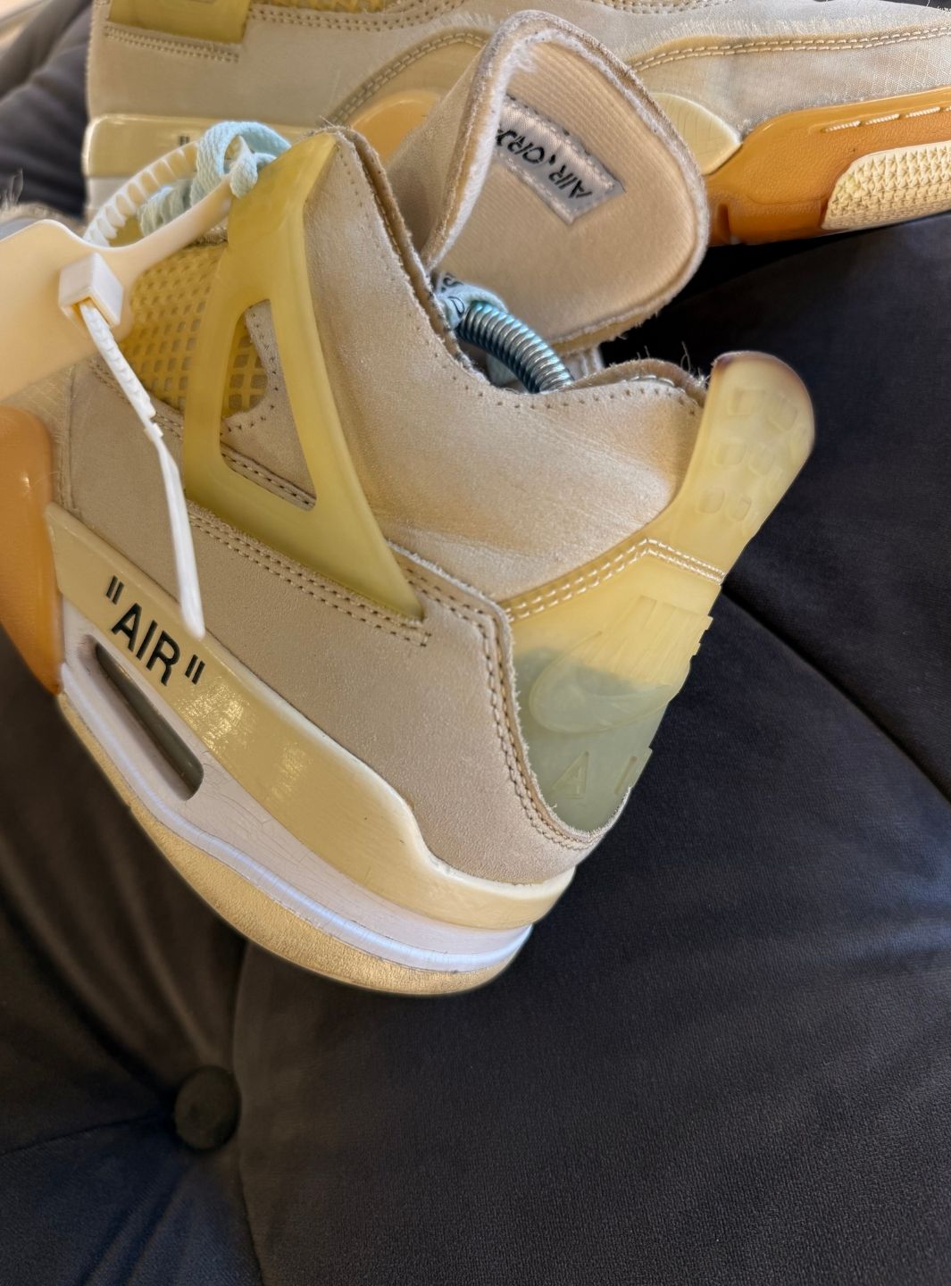Air Jordan 4 Retro Off-White Sail - Sneakers Usate | ResellZone