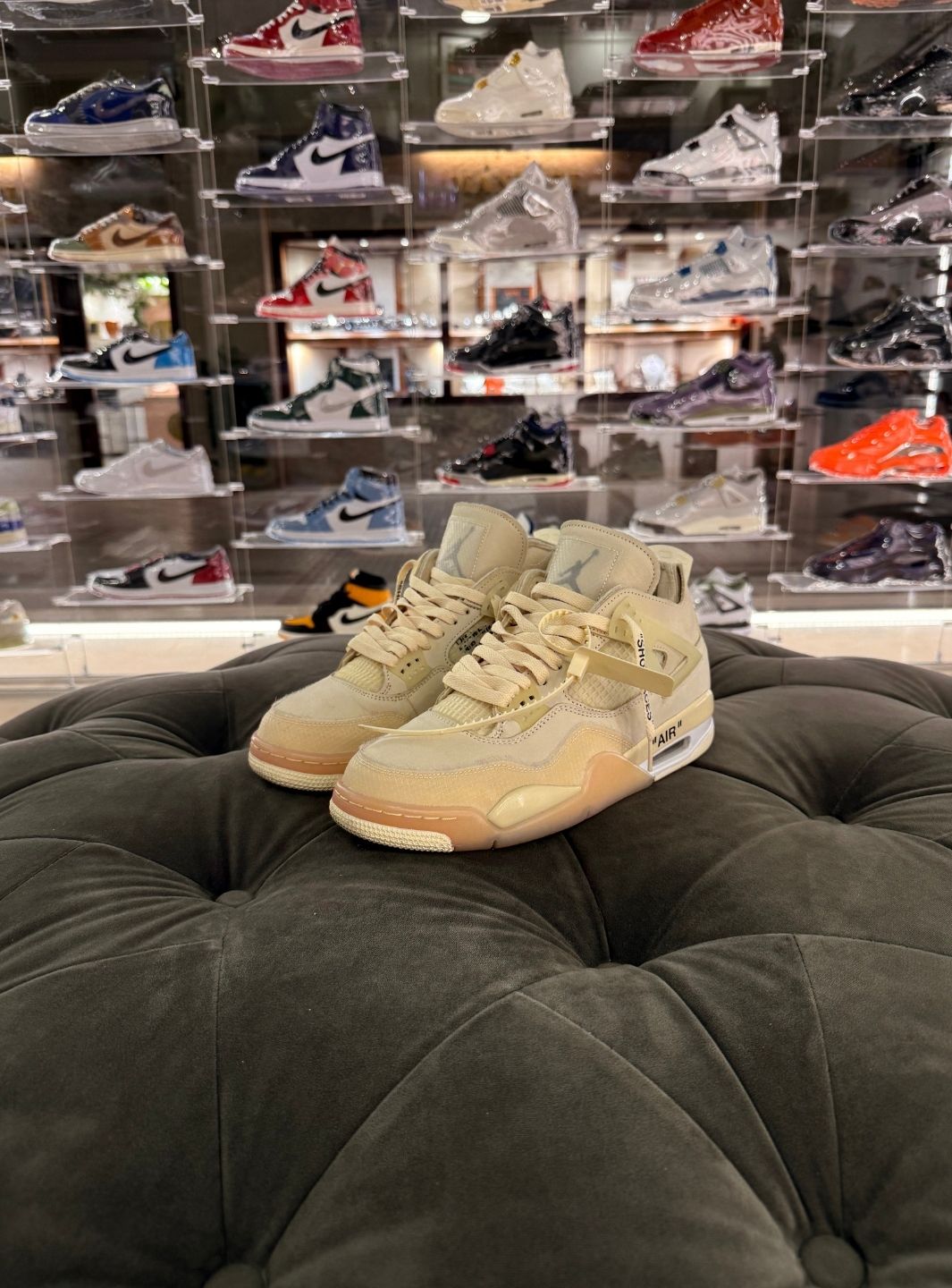 Air Jordan 4 Retro Off-White Sail - Sneakers Usate | ResellZone