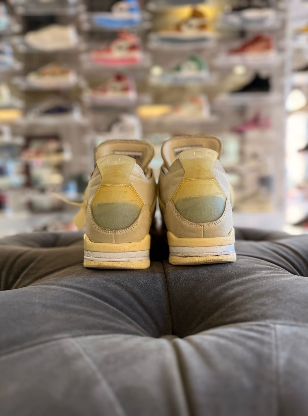 Air Jordan 4 Retro Off-White Sail - Sneakers Usate | ResellZone