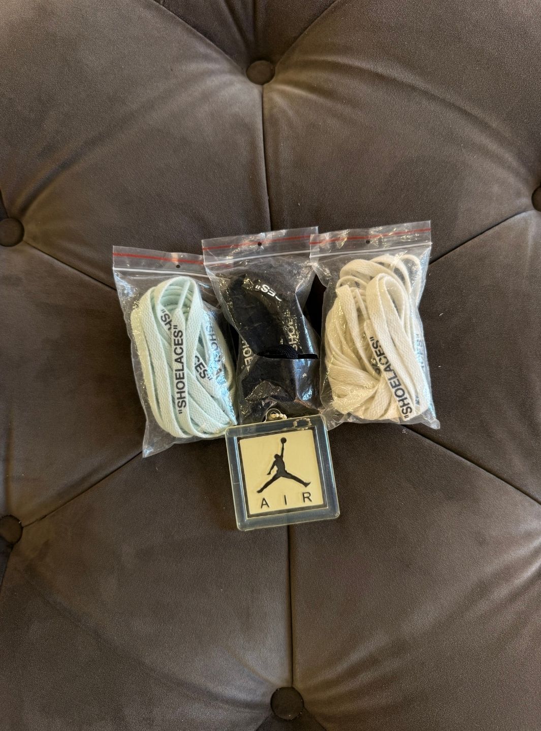 Air Jordan 4 Retro Off-White Sail - Sneakers Usate | ResellZone