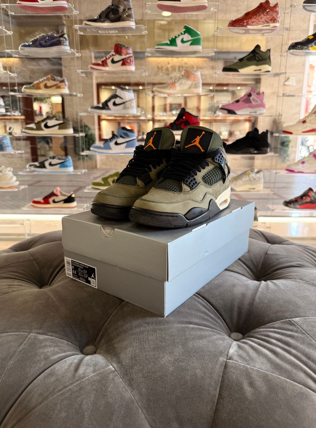 Air Jordan 4 Retro OG SP Undefeated - Sneakers Usate | ResellZone
