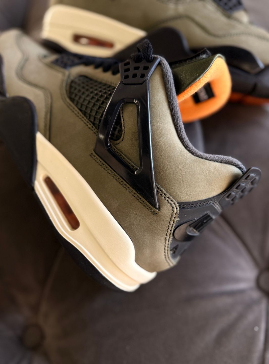 Air Jordan 4 Retro OG SP Undefeated - Sneakers Usate | ResellZone