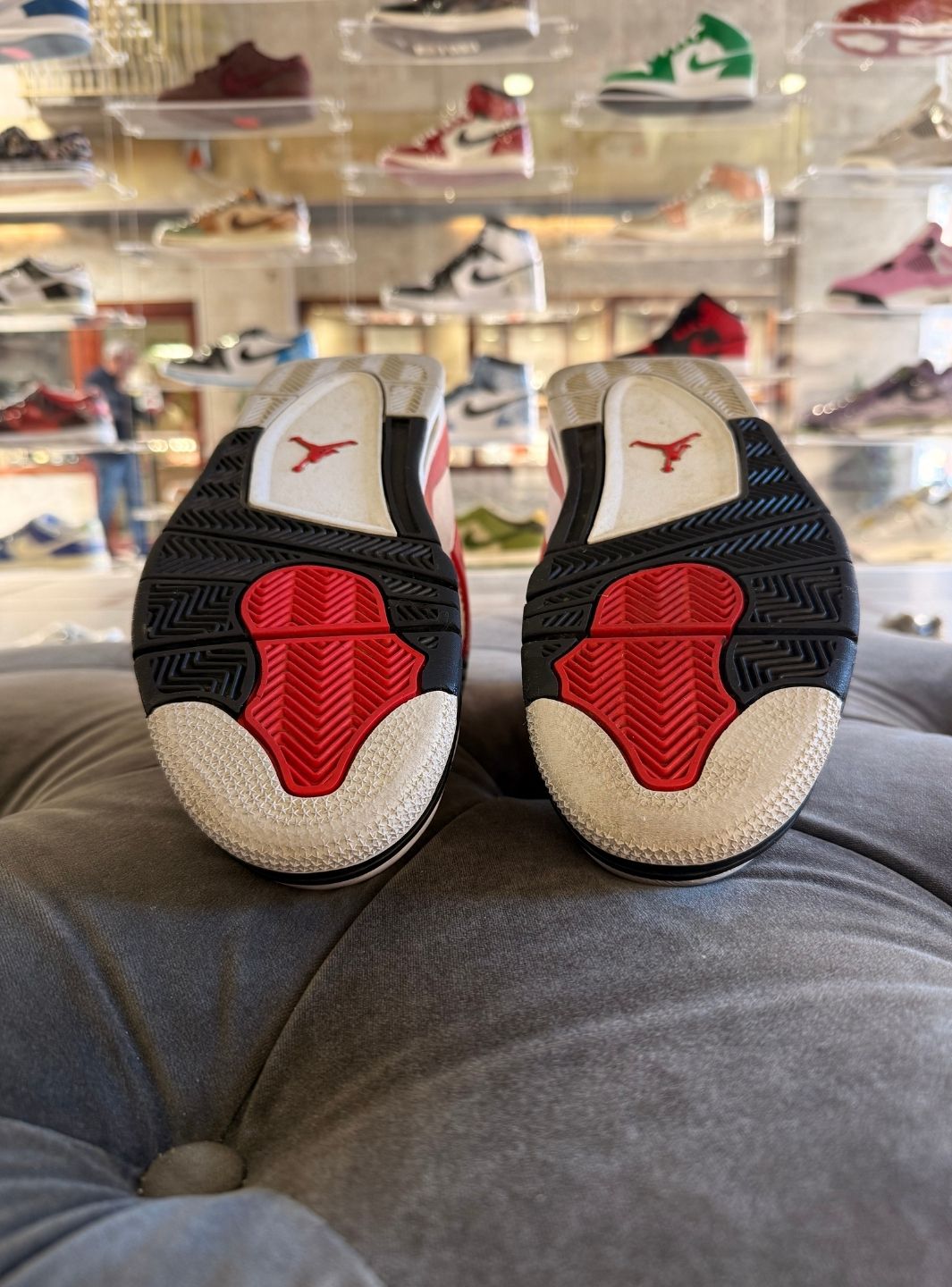Air Jordan 4 Retro Red Cement - Sneakers Usate | ResellZone