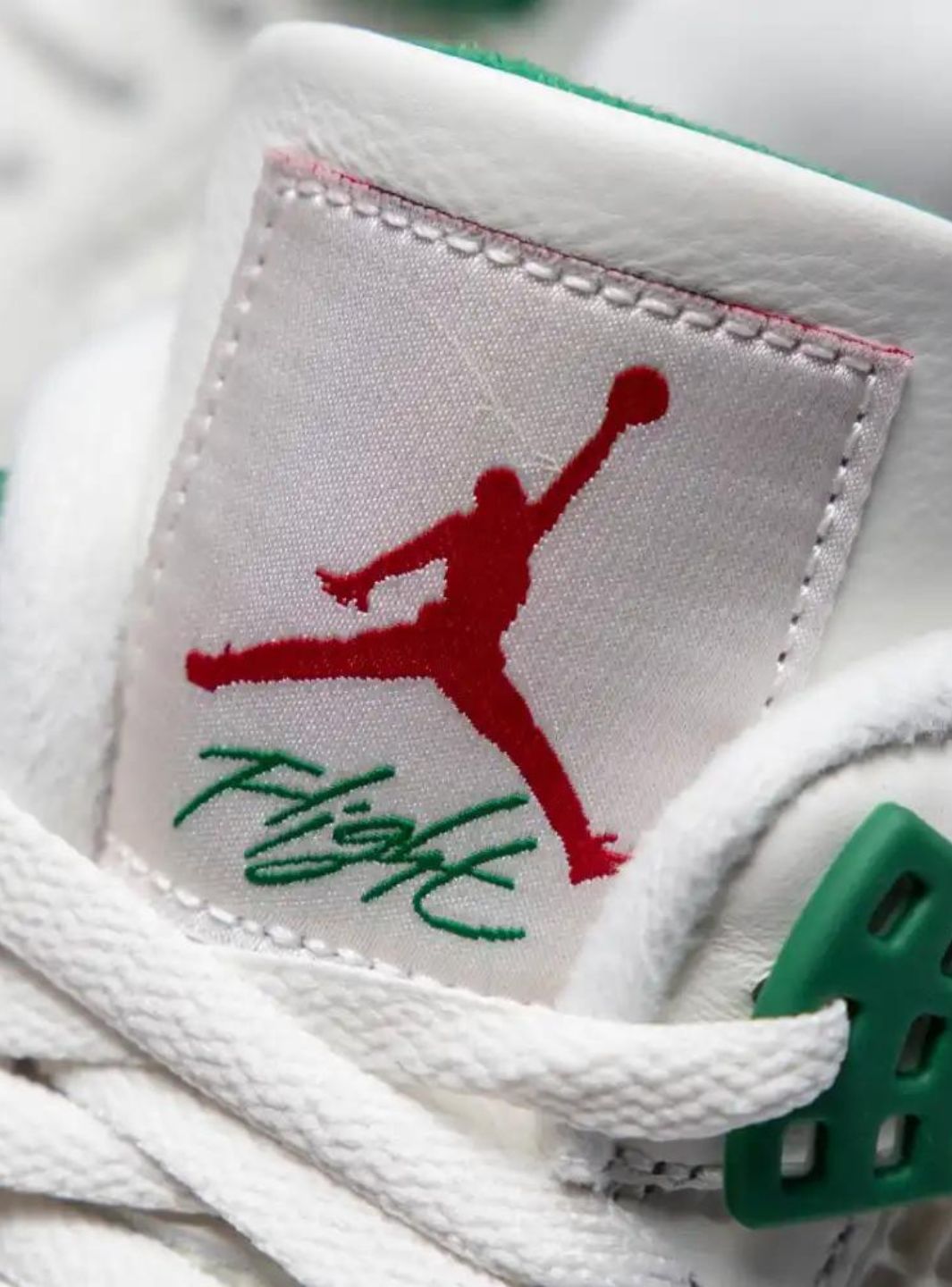 Air Jordan 4 Retro SB Pine Green - DR5415-103 | ResellZone