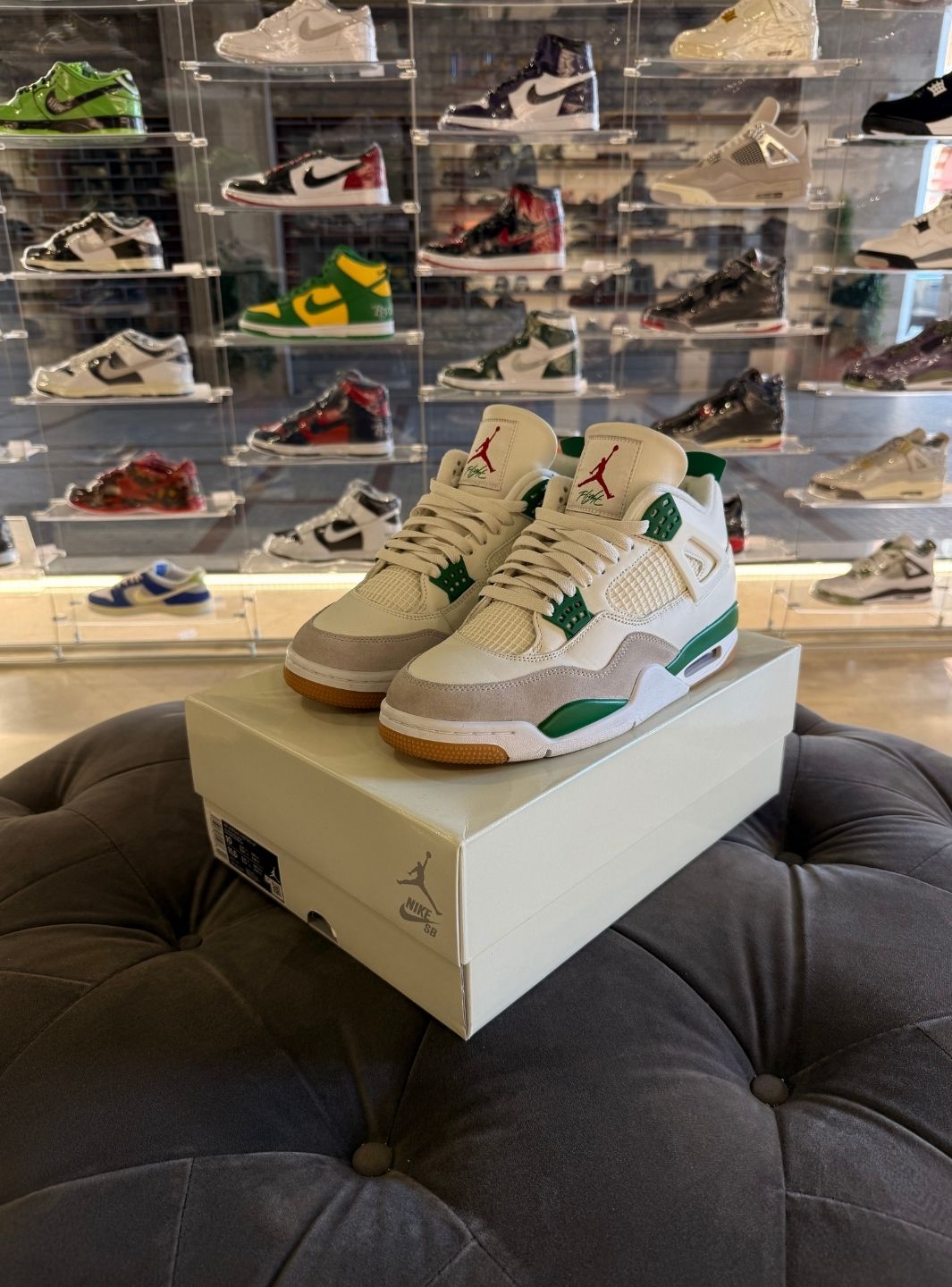 Air Jordan 4 Retro SB Pine Green - Sneakers Usate | ResellZone