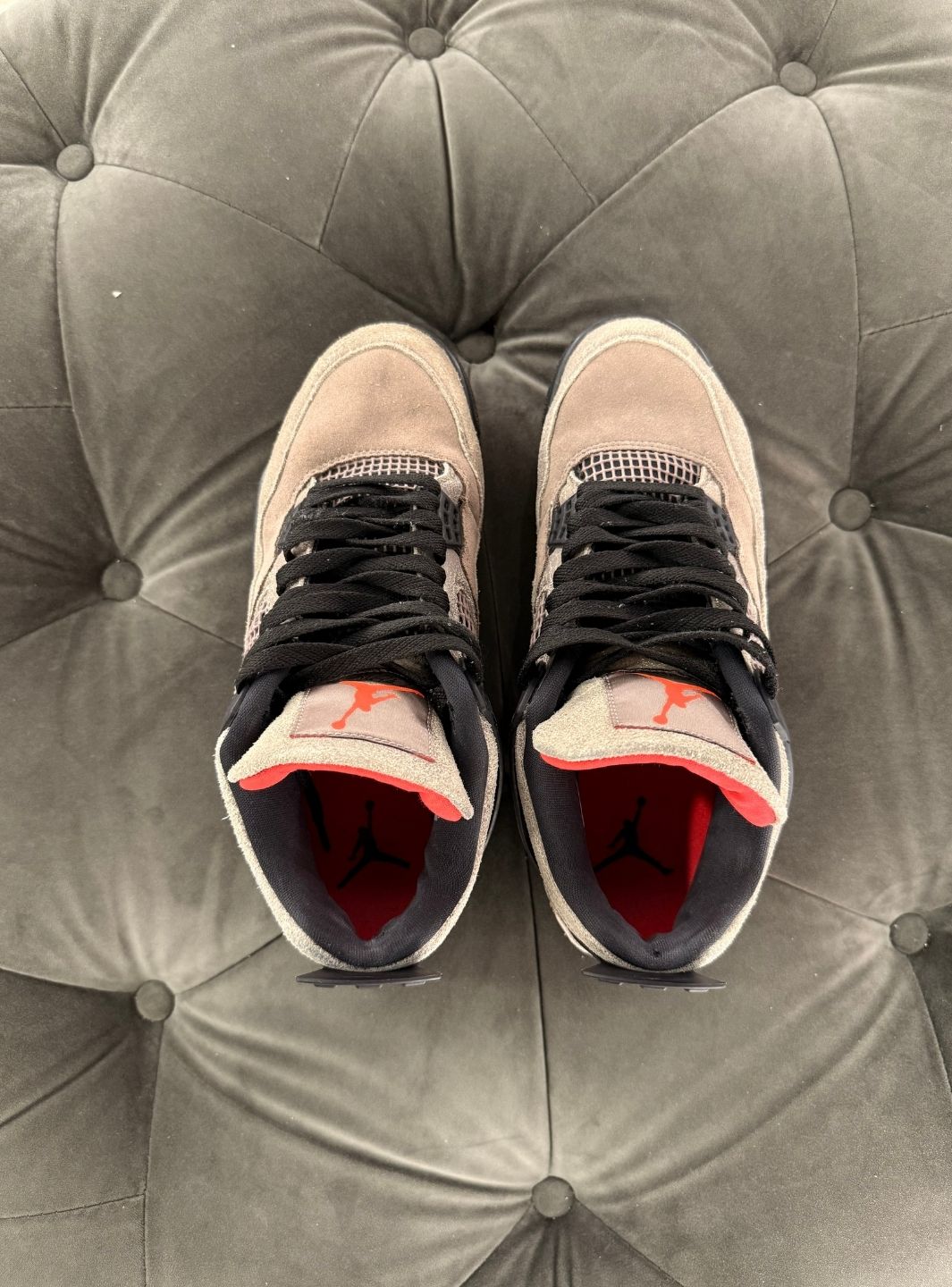 Air Jordan 4 Retro Taupe Haze - Sneakers Usate | ResellZone