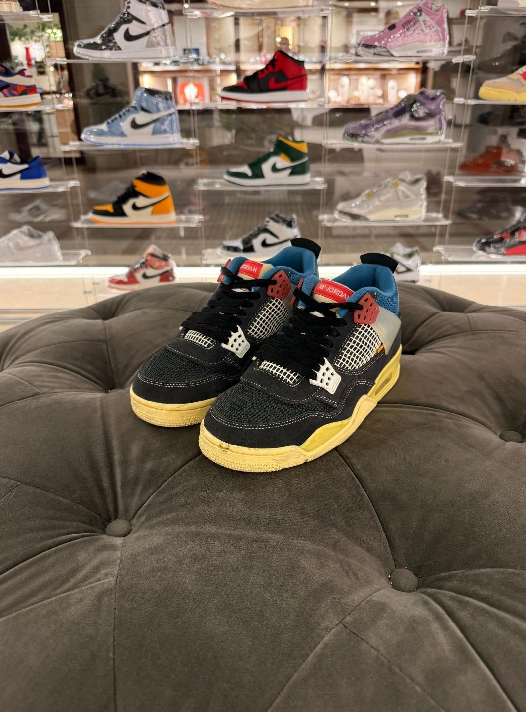 Air Jordan 4 Retro Union Off Noir - Sneakers Usate | ResellZone