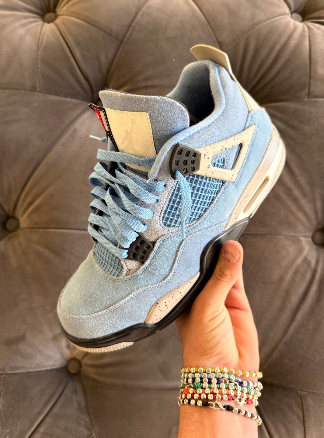 Air Jordan 4 Retro University Blue - Sneakers Usate | ResellZone