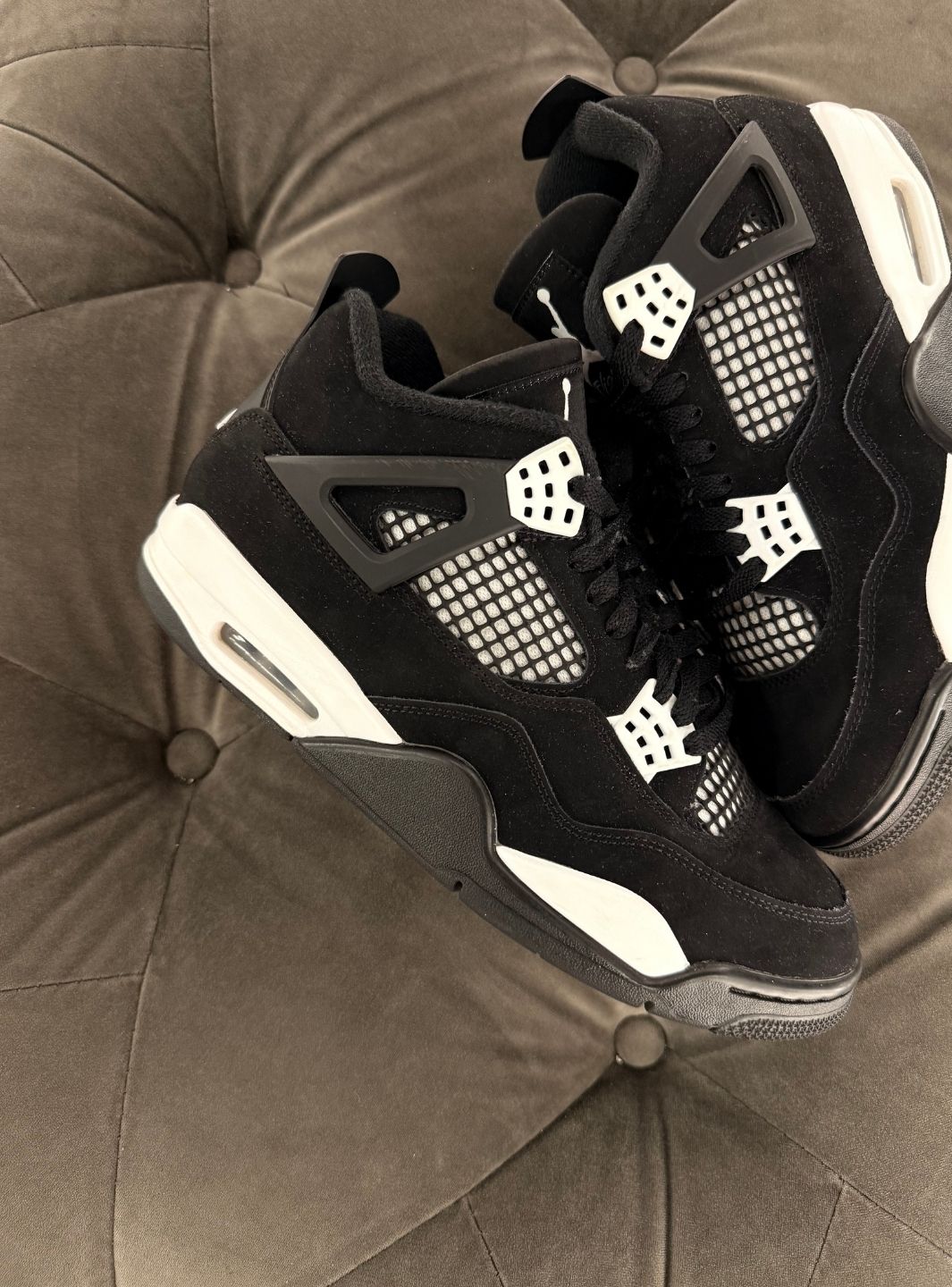 Air Jordan 4 Retro White Thunder - Sneakers Usate | ResellZone