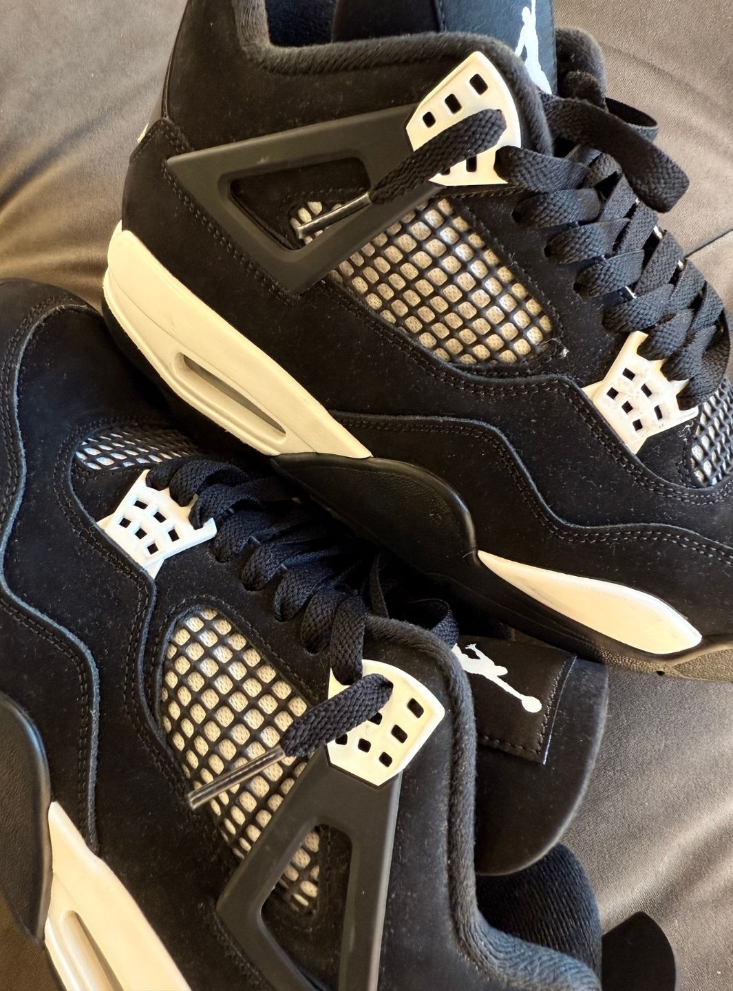 Air Jordan 4 Retro White Thunder - Sneakers Usate | ResellZone