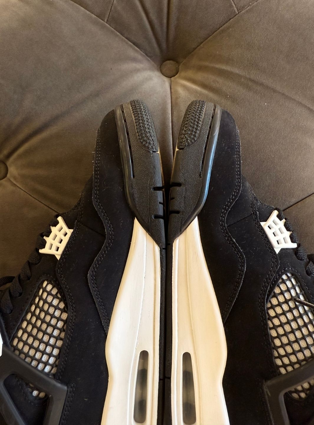 Air Jordan 4 Retro White Thunder - Sneakers Usate | ResellZone