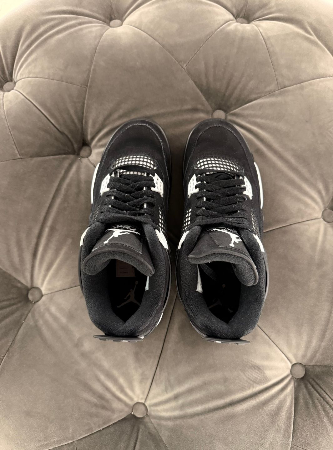 Air Jordan 4 Retro White Thunder - Sneakers Usate | ResellZone