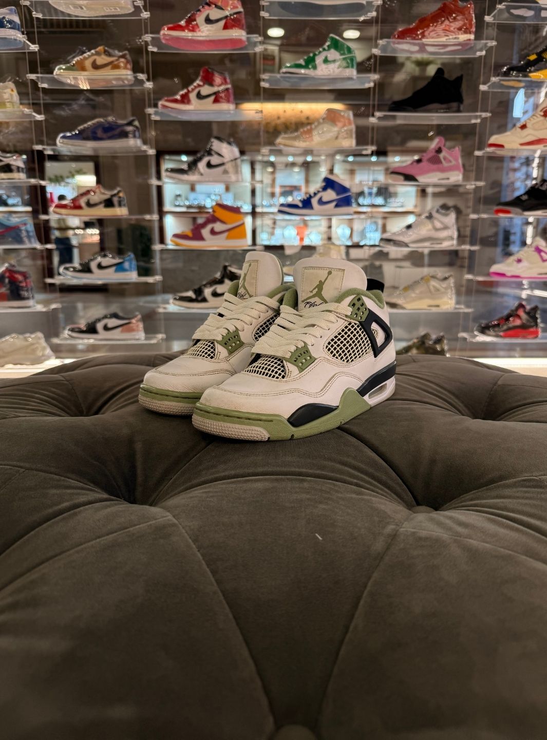 Air Jordan 4 Seafoam - Sneakers Usate | ResellZone