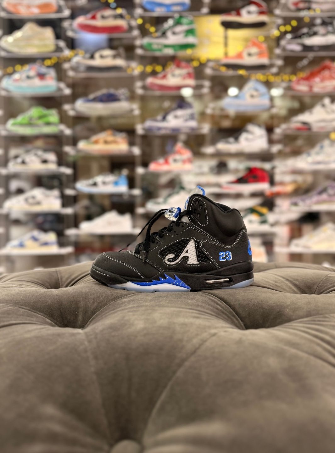 Air Jordan 5 Retro Awake NY Black - Sneakers Usate | ResellZone