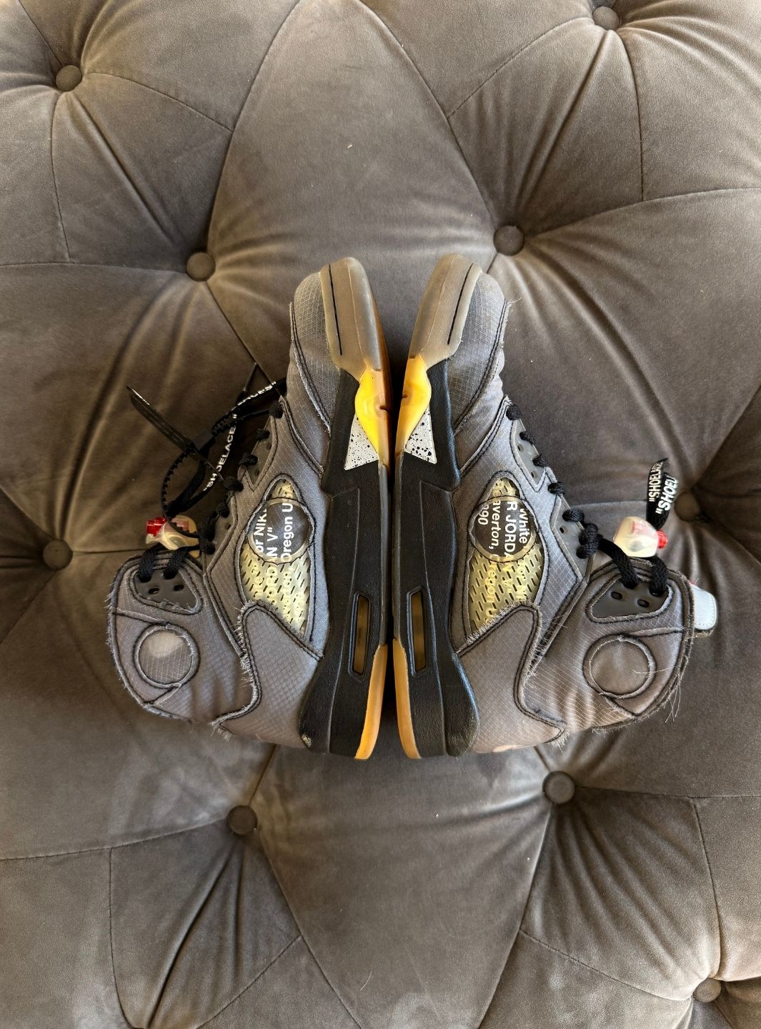Air Jordan 5 Retro Off-White Muslin - Sneakers Usate | ResellZone