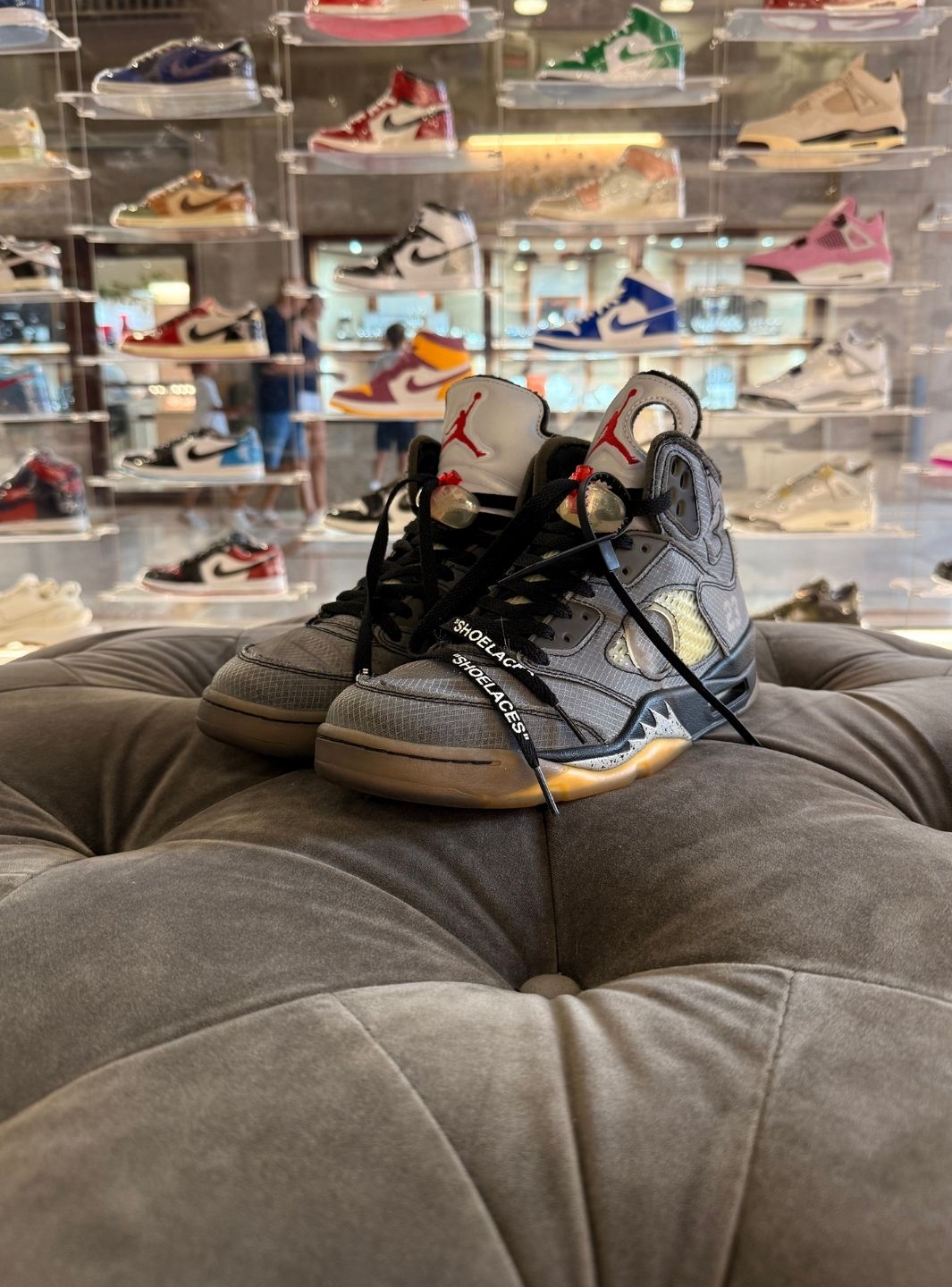Air Jordan 5 Retro Off-White Muslin - Sneakers Usate | ResellZone