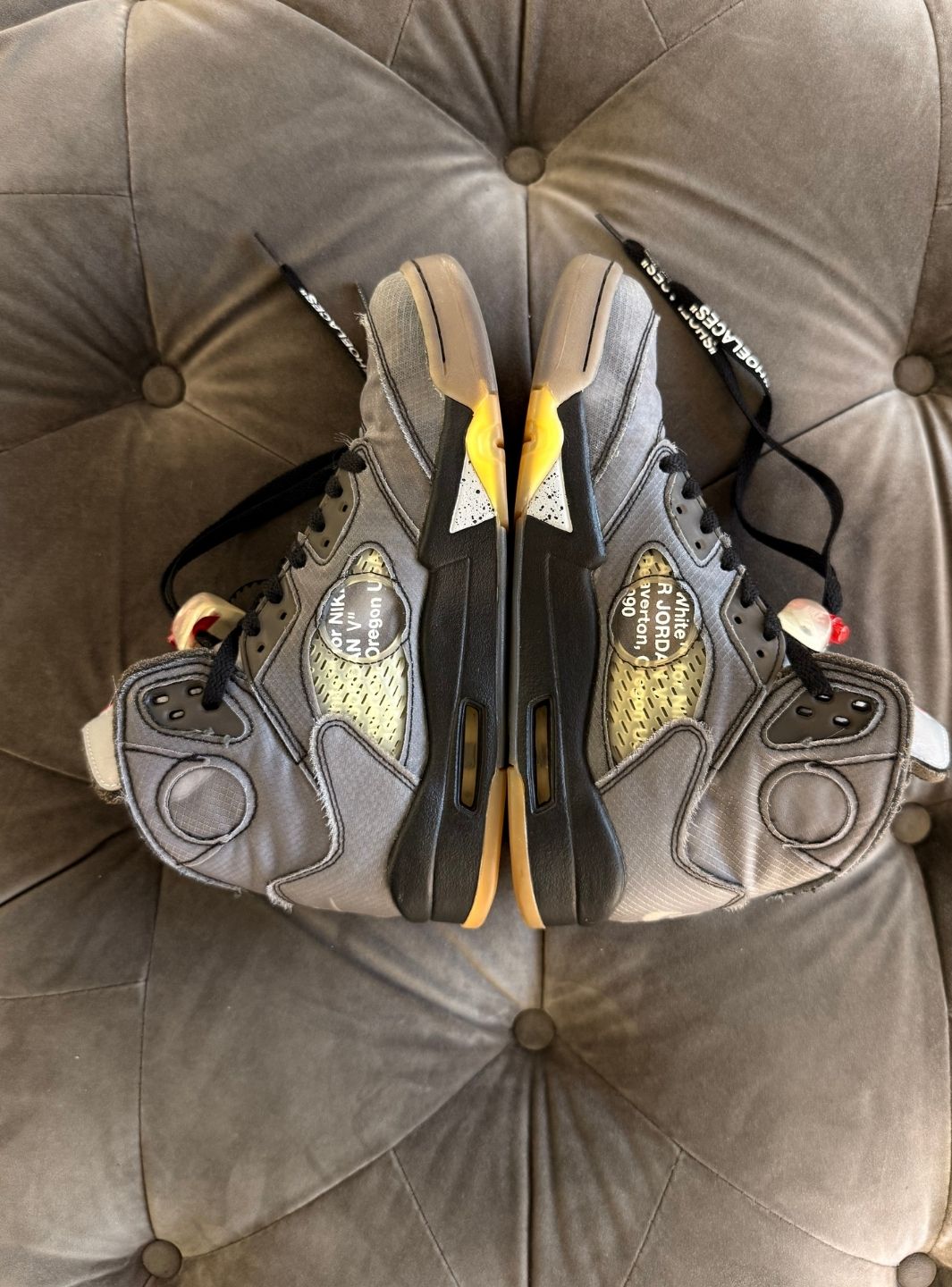 Air Jordan 5 Retro Off-White Muslin - Sneakers Usate | ResellZone