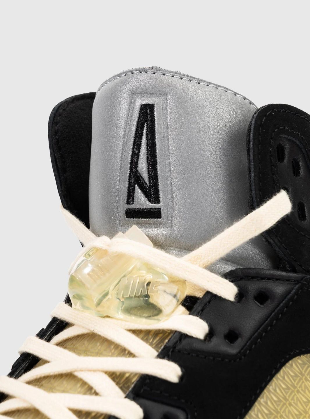 Air Jordan 5 Retro SP A Ma Maniére Dusk - FD1330-001 | ResellZone