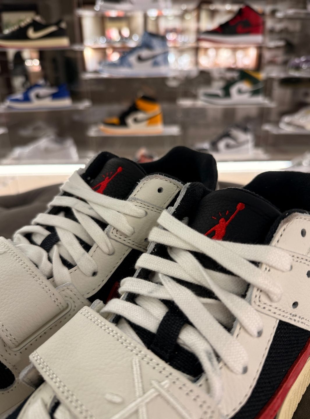 Air Jordan Jumpman Jack TR Travis Scott University Red - Sneakers Usate | ResellZone