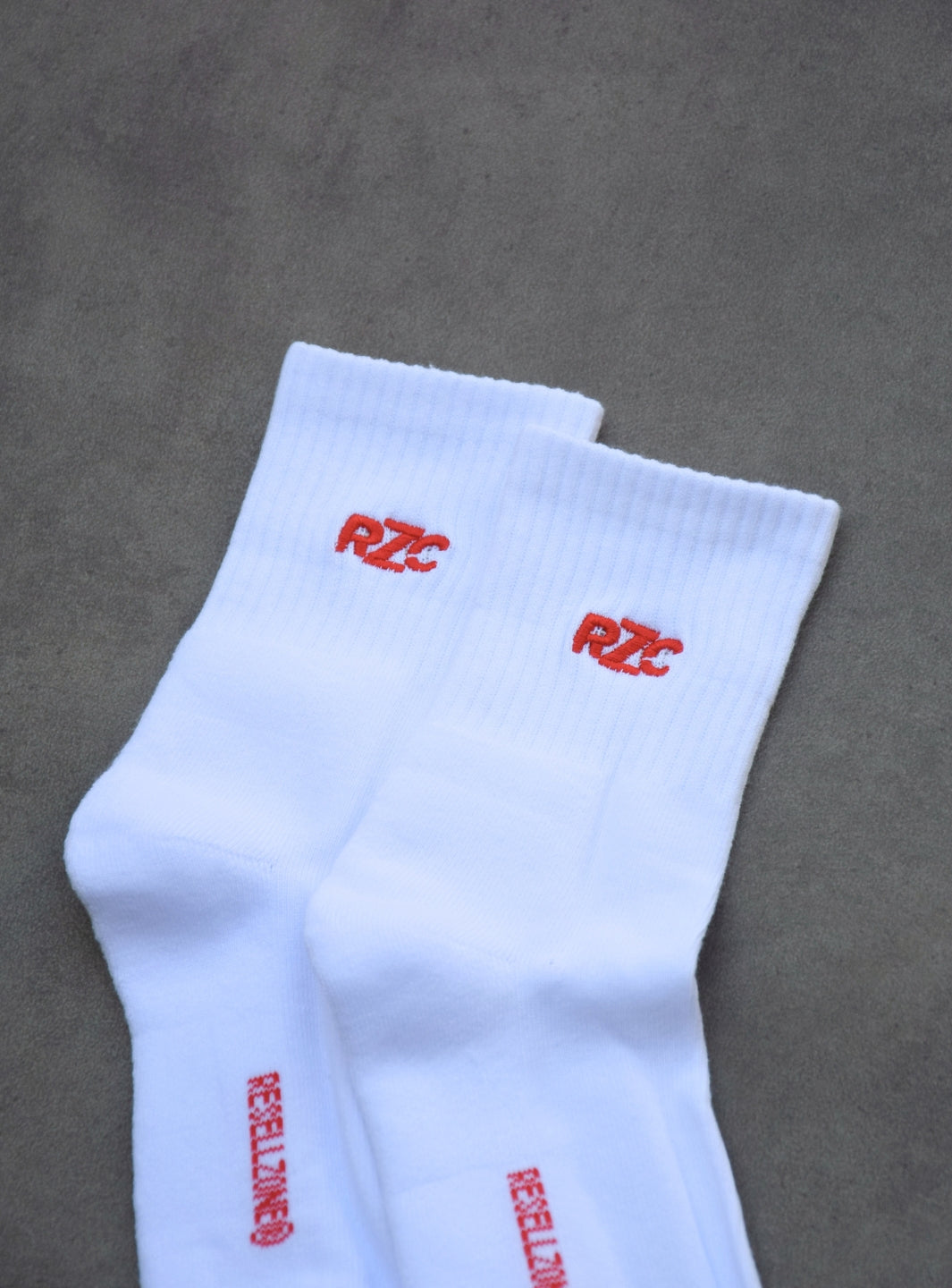 Calzino Red | ResellZone