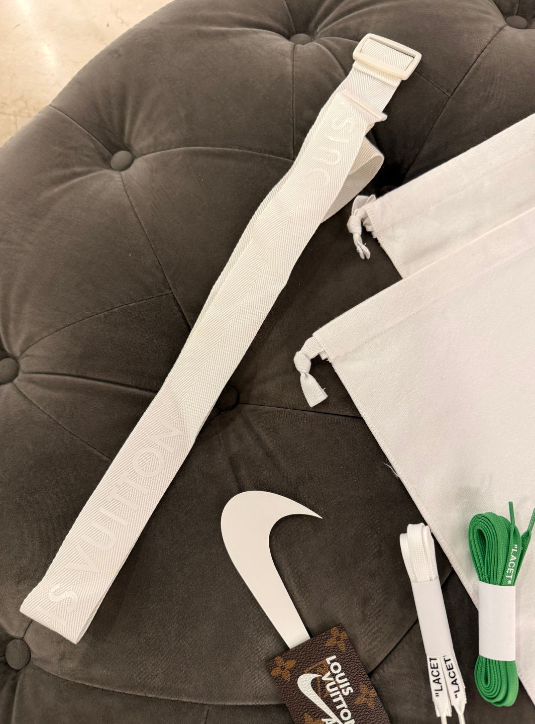 Louis Vuitton Nike Air Force 1 Low By Virgil Abloh White Green - Sneakers Usate | ResellZone