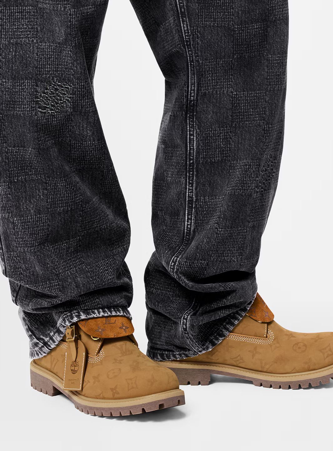 Louis Vuitton Timberland 6" Ankle Boot Wheat Monogram - 1AD72X | ResellZone