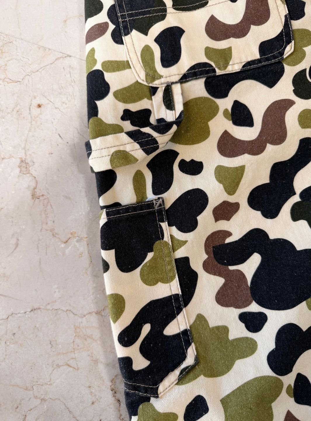 Market Studios Camo Pants Workpants | ResellZone