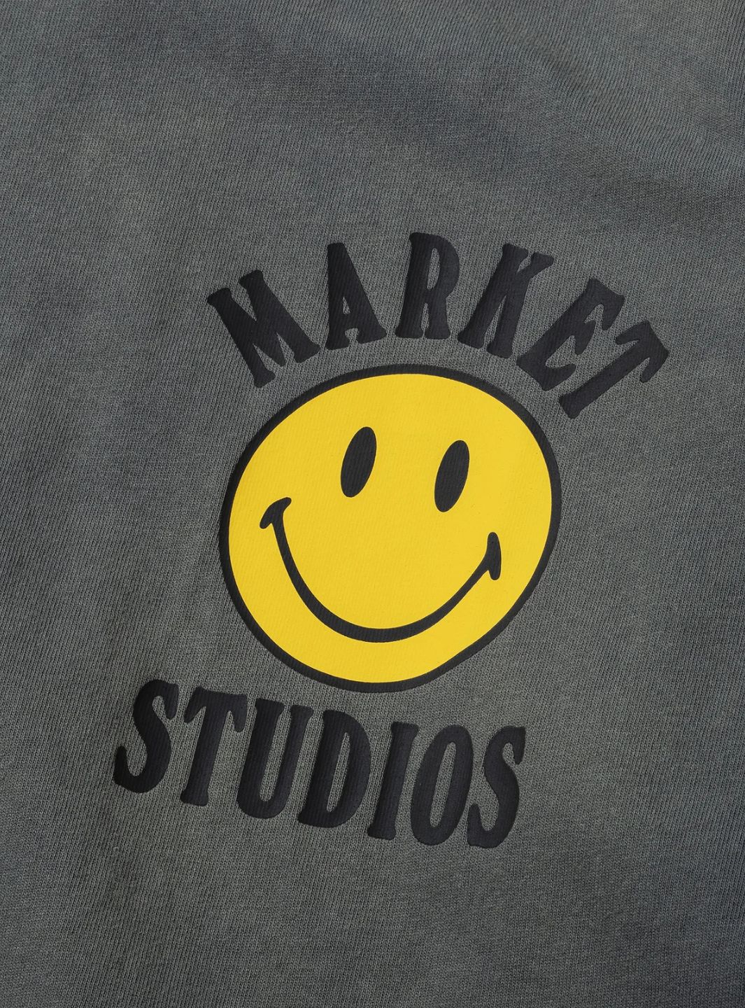 Market Studios Smiley Lockup T-Shirt Cement | ResellZone