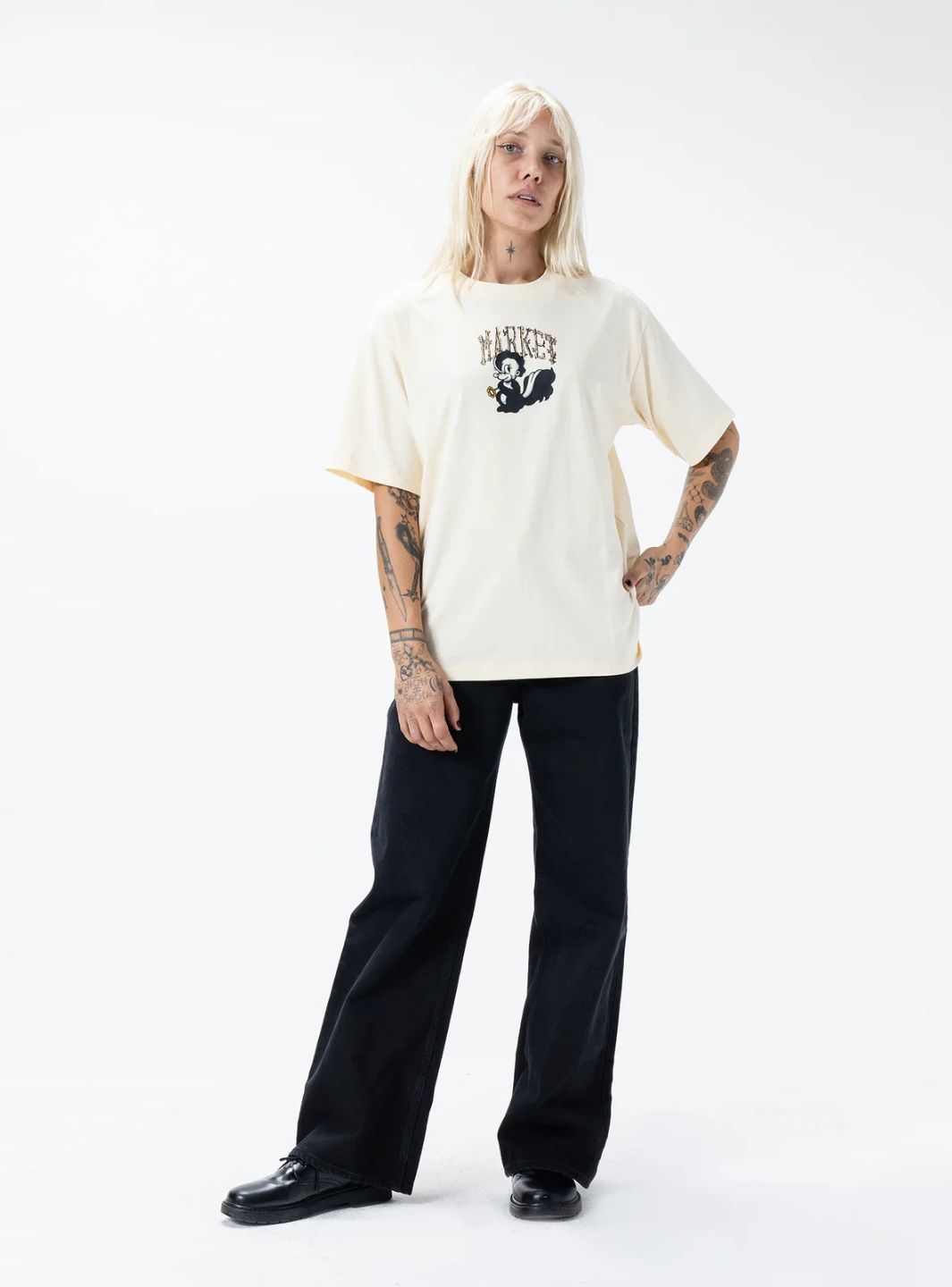Market Studios Smiley Quiet Cabin T-Shirt Cream | ResellZone