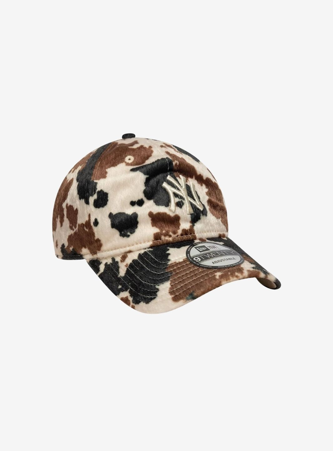 New Era New York Yankees Animal Print Beige 9TWENTY Adjustable Cap - 60844104 | ResellZone