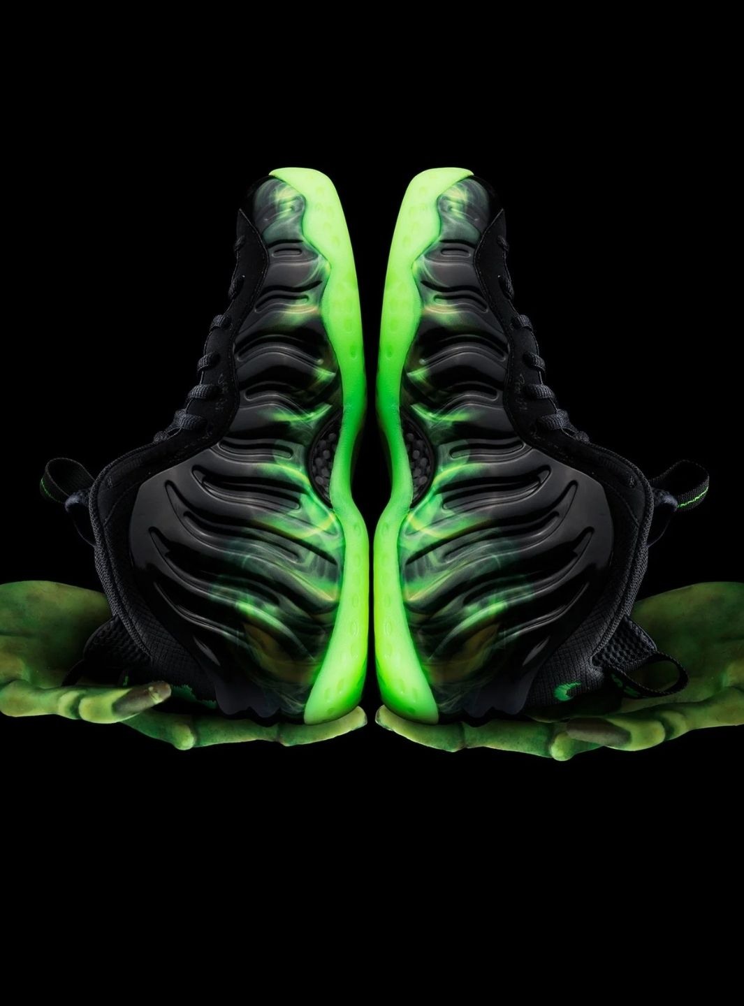 Nike Air Foamposite One ParaNorman - 579771-003 | ResellZone