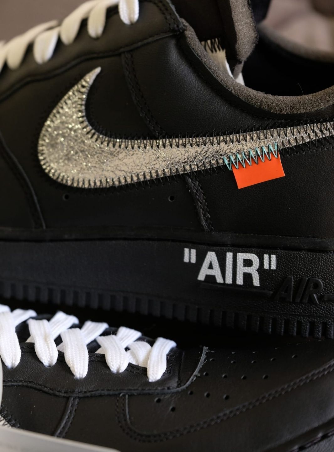 Nike Air Force 1 Low '07 Off-White MoMA (with Socks) - AV5210-001