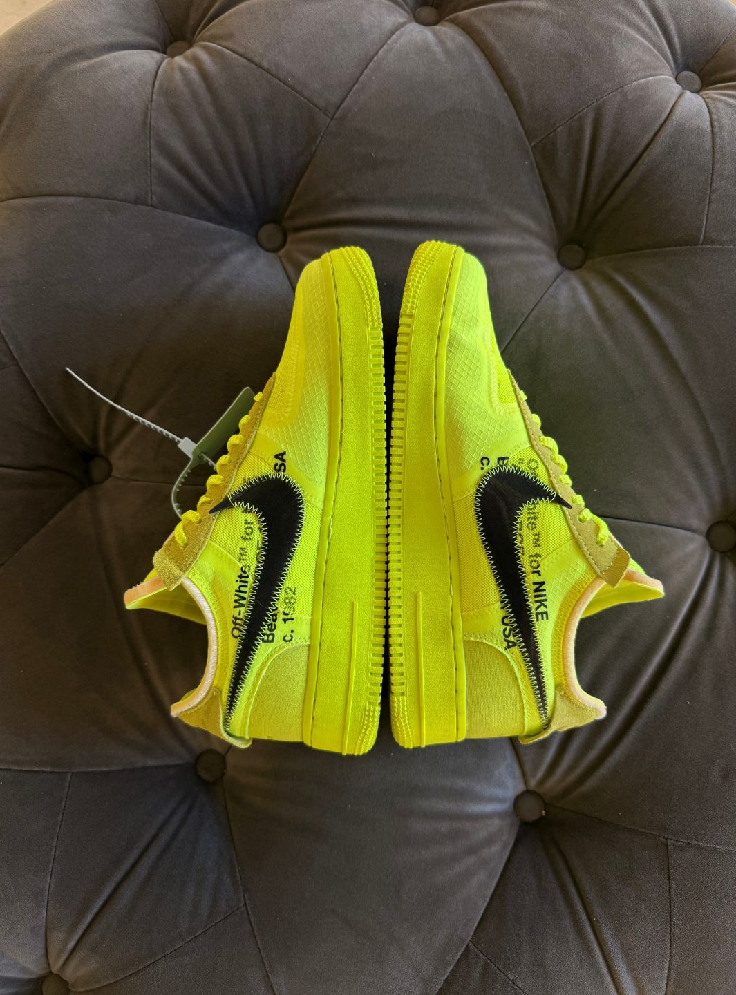 Nike Air Force 1 Low Off-White Volt - Sneakers Usate | ResellZone