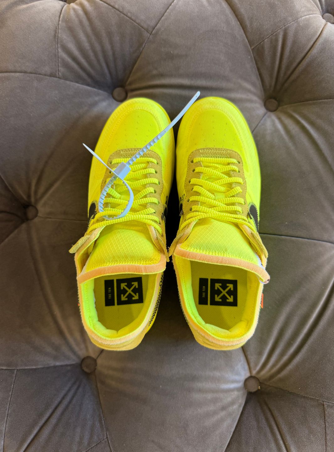 Nike Air Force 1 Low Off-White Volt - Sneakers Usate | ResellZone