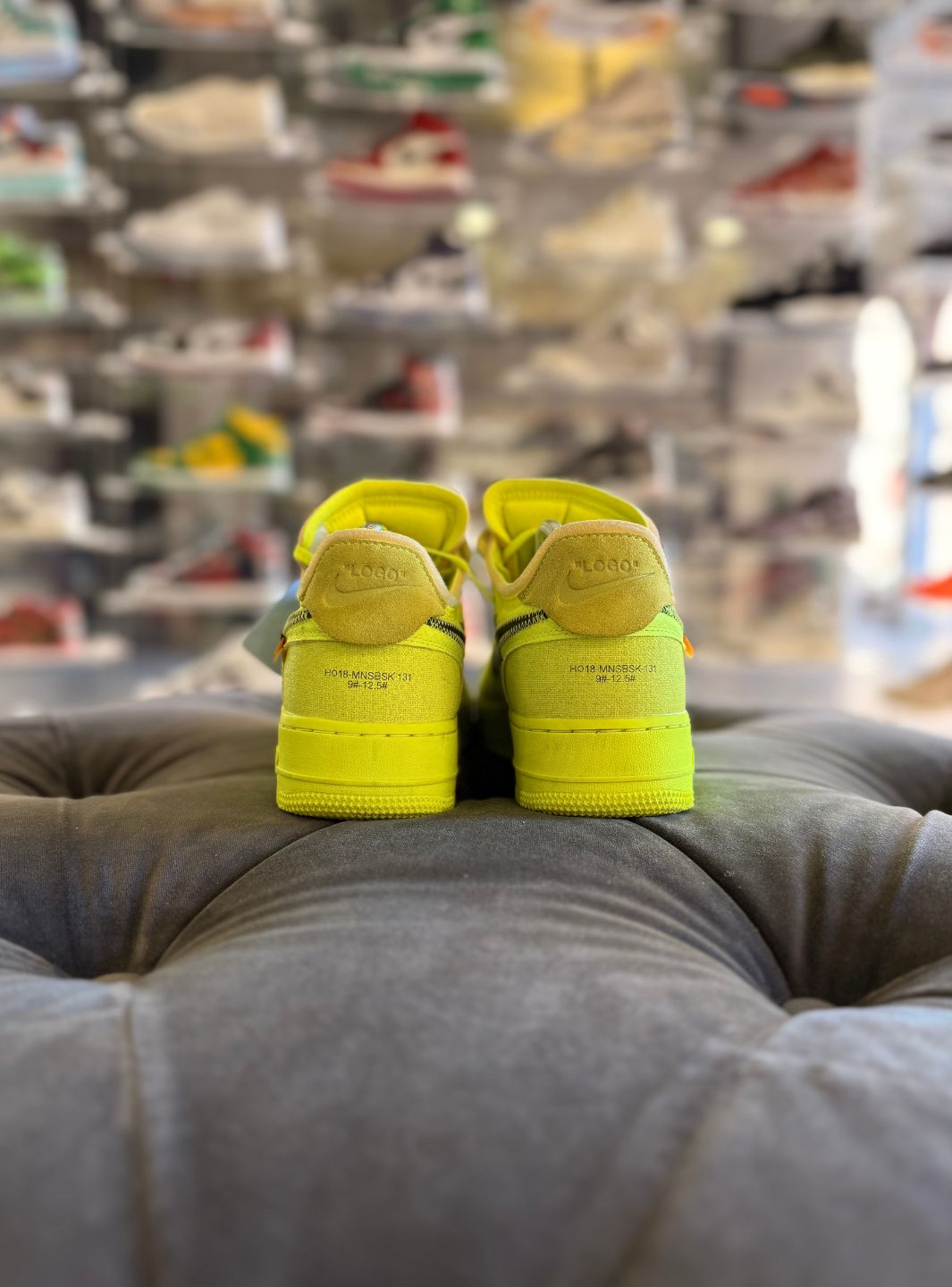 Nike Air Force 1 Low Off-White Volt - Sneakers Usate | ResellZone