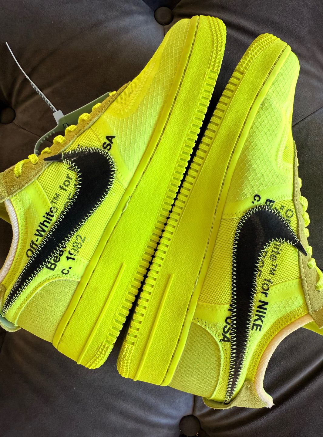 Nike Air Force 1 Low Off-White Volt - Sneakers Usate | ResellZone