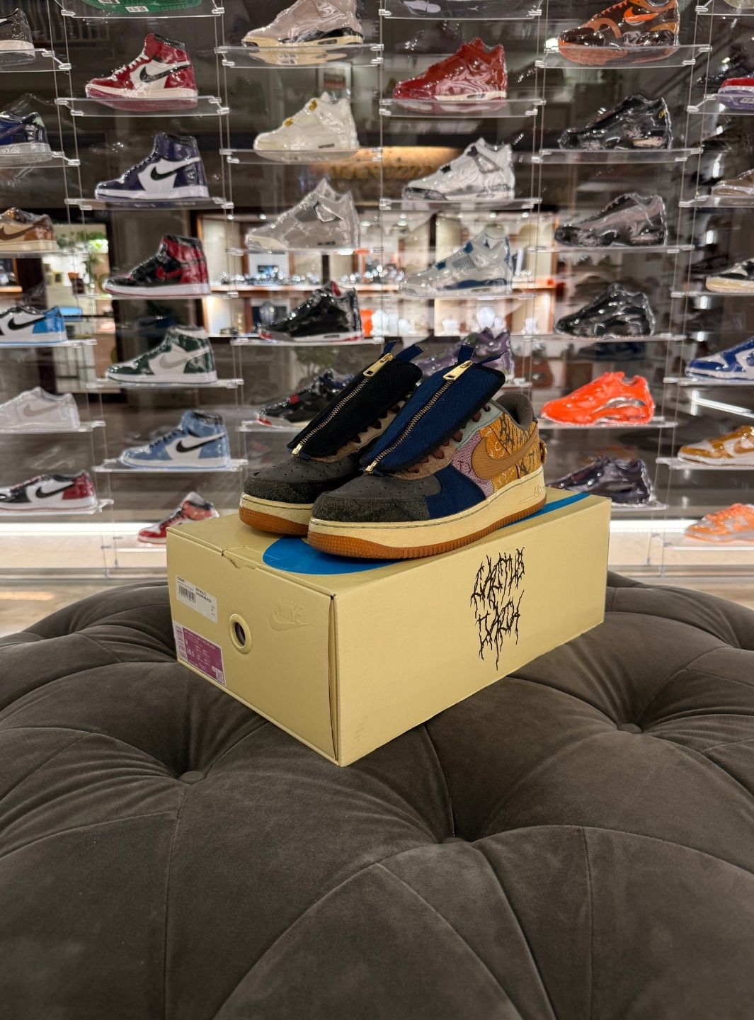 Nike Air Force 1 Low Travis Scott Cactus Jack - Sneakers Usate | ResellZone