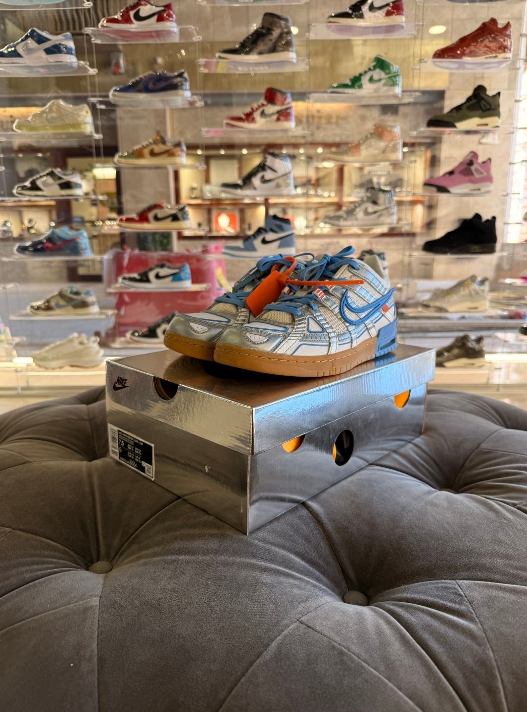 Nike Air Rubber Dunk Off-White UNC - Sneakers Usate | ResellZone