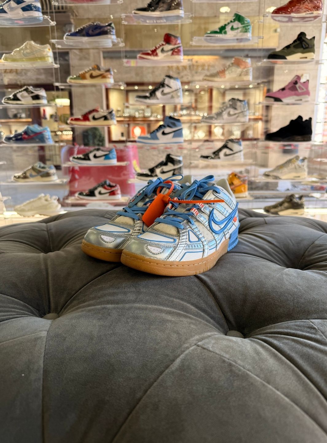 Nike Air Rubber Dunk Off-White UNC - Sneakers Usate | ResellZone