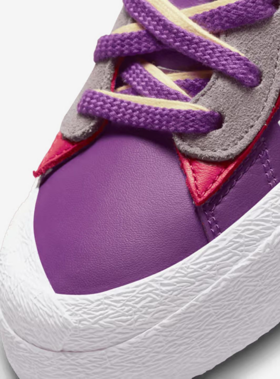 Nike Blazer Low Sacai KAWS Purple Dusk - DM7901-500 | ResellZone