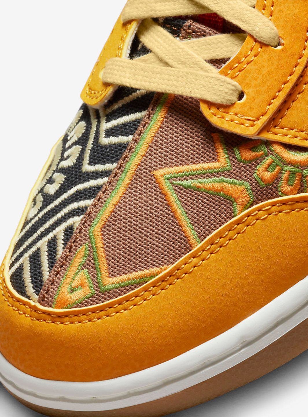 Nike Dunk High PRM Somos Familia - DZ5354-045 | ResellZone